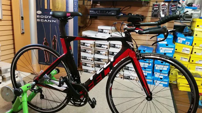 Gus' Bike Shop Picture 2