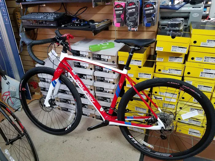Gus' Bike Shop Picture 3