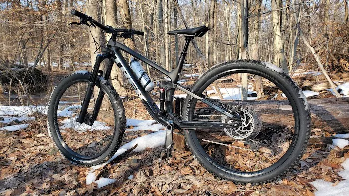 Trek Bicycle Lakeville Picture 9