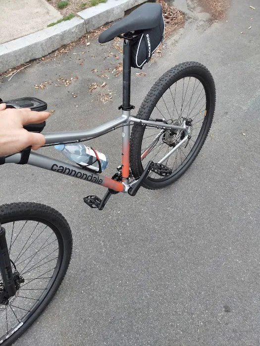 Bike Fixer Stu Picture 1