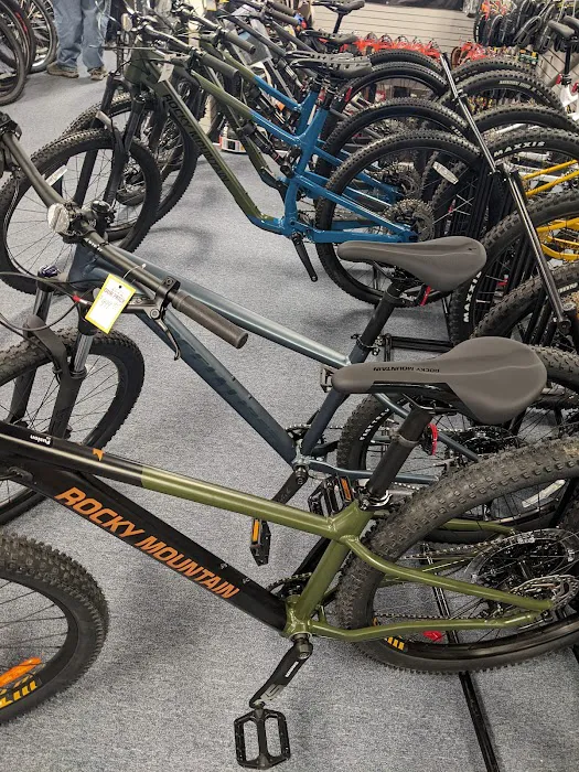 Philbrick's Ski, Board & Bike Picture 7