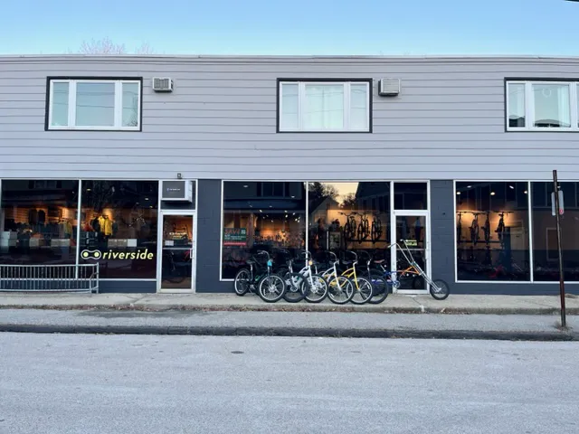 Riverside Cycle - MBTS Picture 1