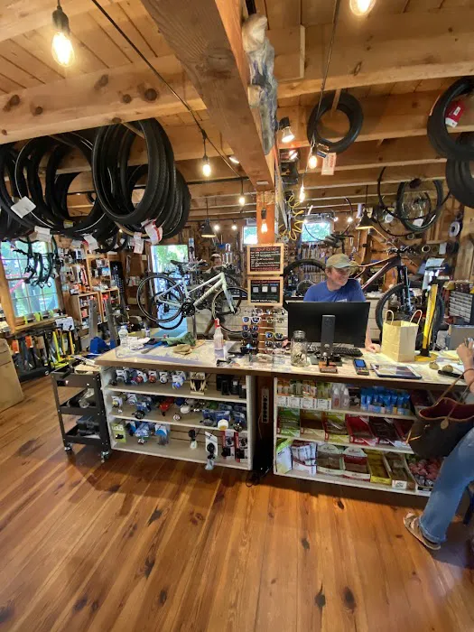 Edgartown Bicycles (Sales, Repairs & Rentals) Picture 2