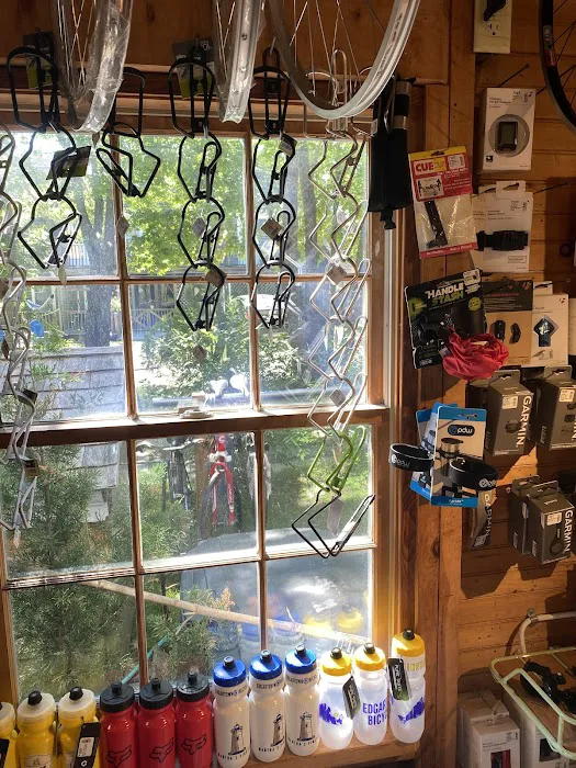 Edgartown Bicycles (Sales, Repairs & Rentals) Picture 7