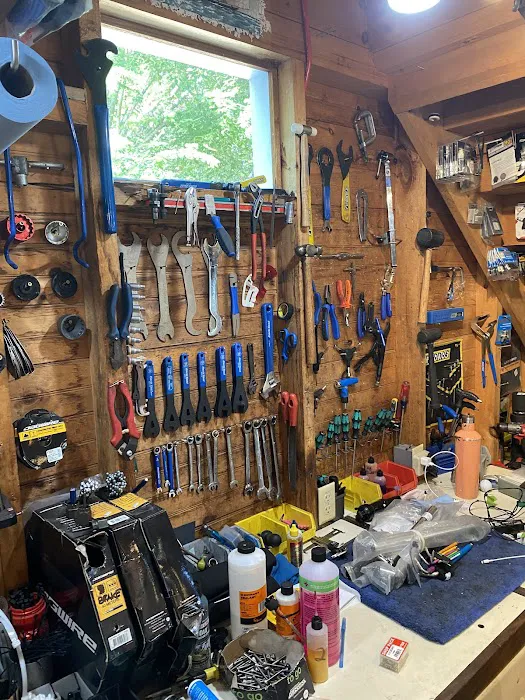 Edgartown Bicycles (Sales, Repairs & Rentals) Picture 8