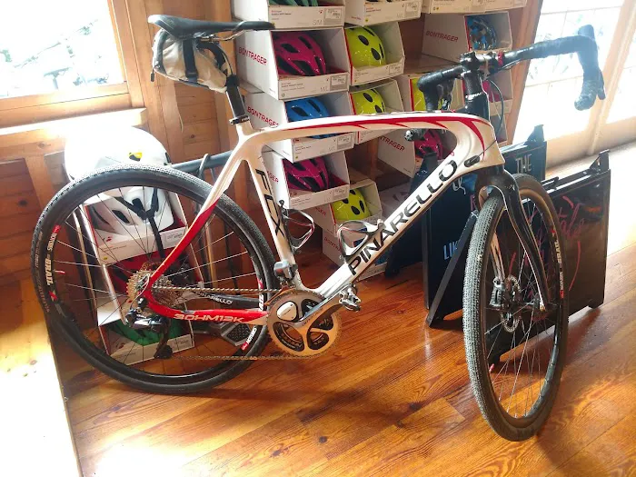Edgartown Bicycles (Sales, Repairs & Rentals) Picture 10