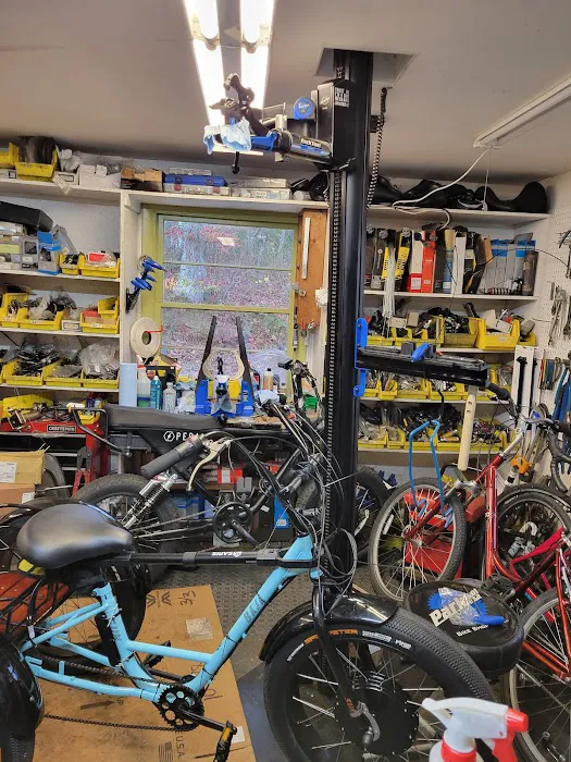 Brewster Cycle Center Picture 2