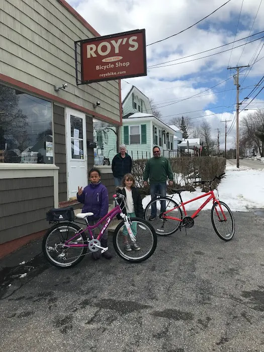 Roy's Bicycle Shop Picture 2