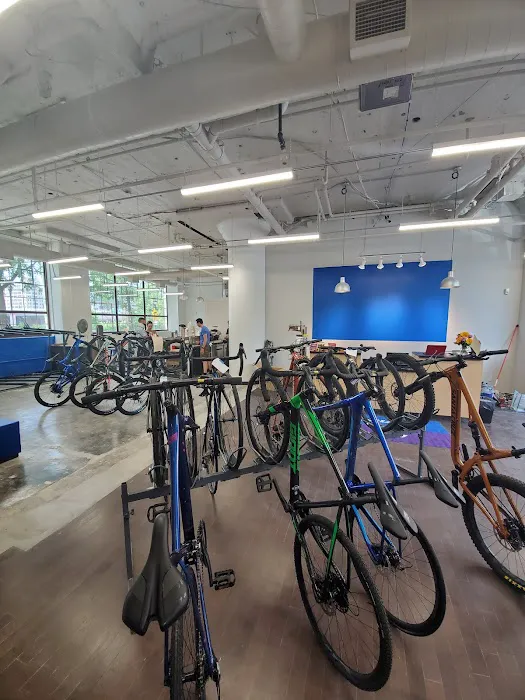 Cadence Cycling - Center City Picture 5