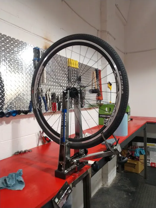 Red Star Bicycles Deep Ellum TX. Picture 4