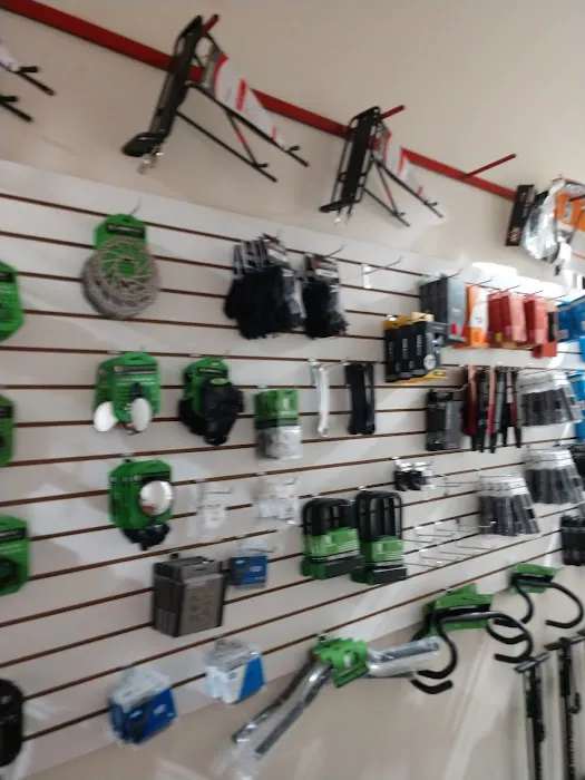Red Star Bicycles Deep Ellum TX. Picture 9