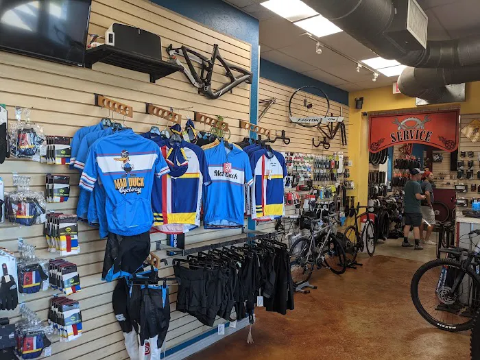 Mad Duck Cycling Shop Picture 8