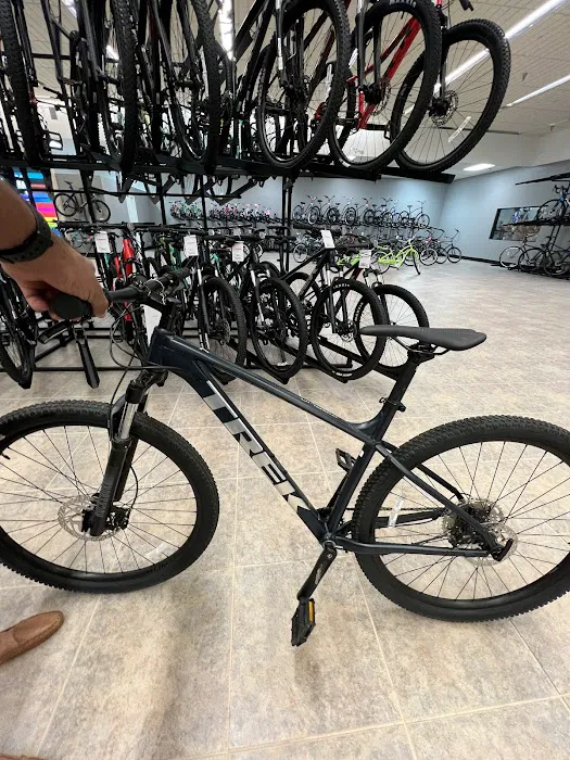 Trek Bicycle Hurst & Outlet Picture 5