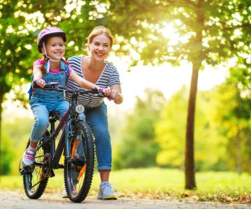 How to Teach Kids to Ride a Bike: A Step-by-Step Guide for Parents