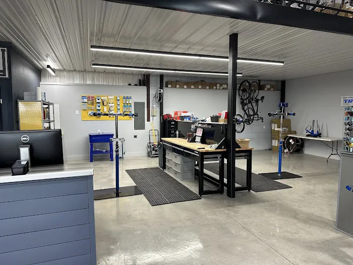 Sunrise Bicycle Shop Picture 10