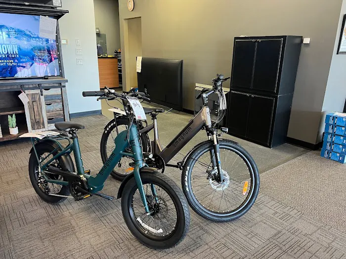 Cyclone Electric Bikes Picture 7