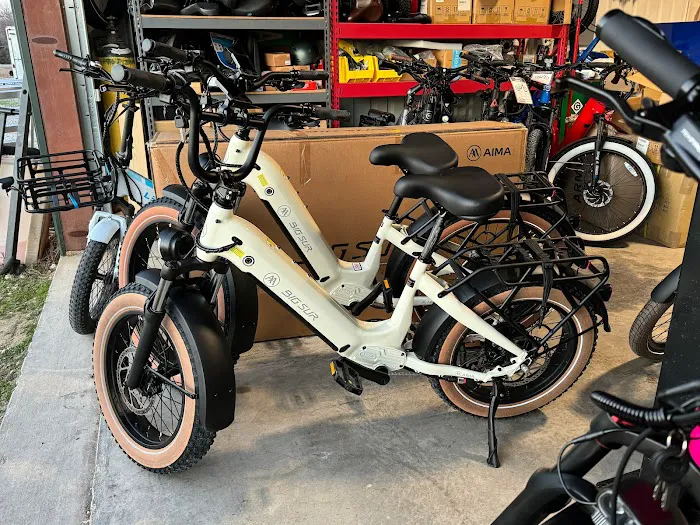 Cyclone Electric Bikes Picture 6