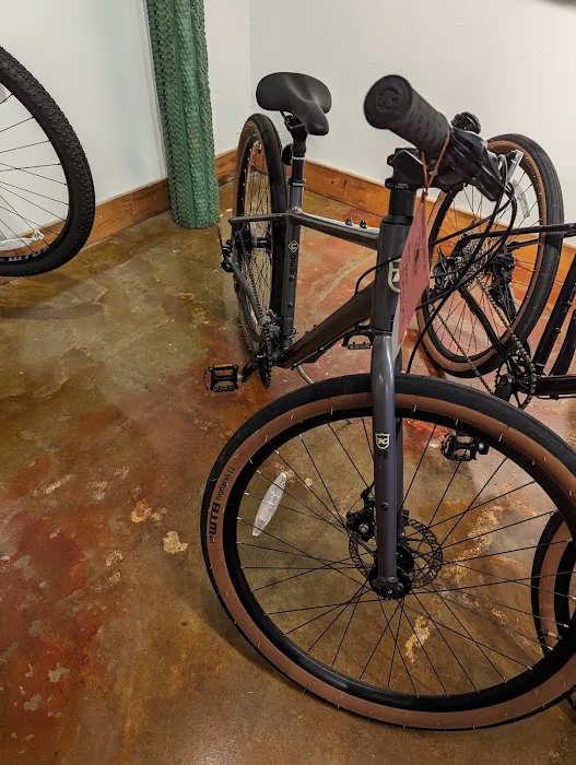 Revolution Cycles Picture 3
