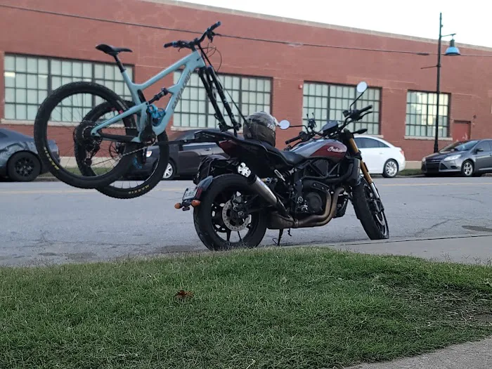 Phat Tire Bike Shop Picture 7
