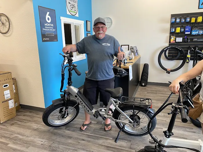Motion Madness E-bikes Clovis Showroom & Service Picture 3