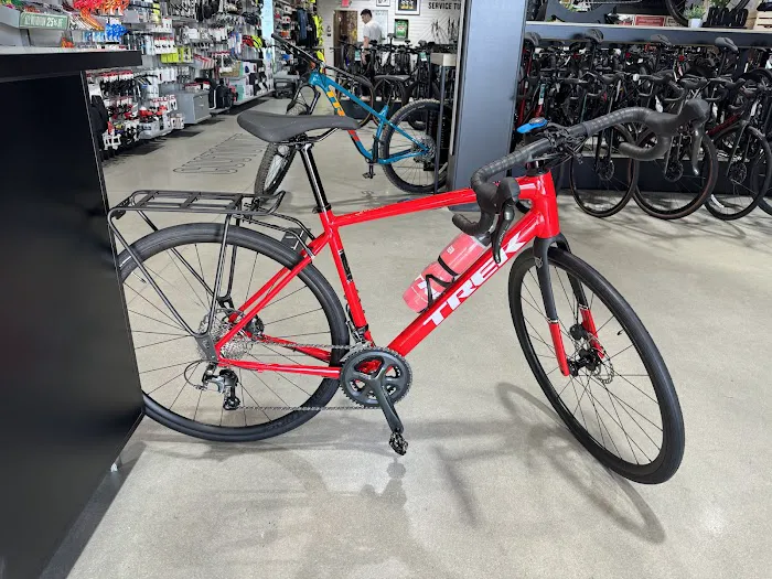 Trek Bicycle Fresno North Picture 2