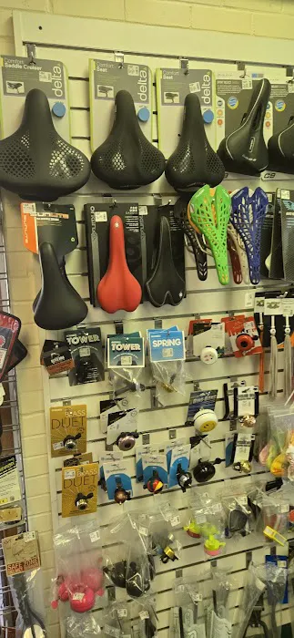 Re-CYCLE Bike Shop Picture 5