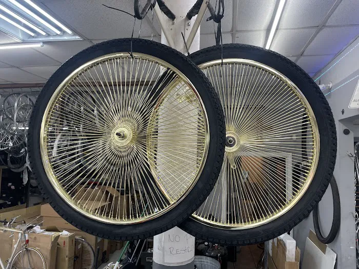 Enrique's Super Cycles Picture 6