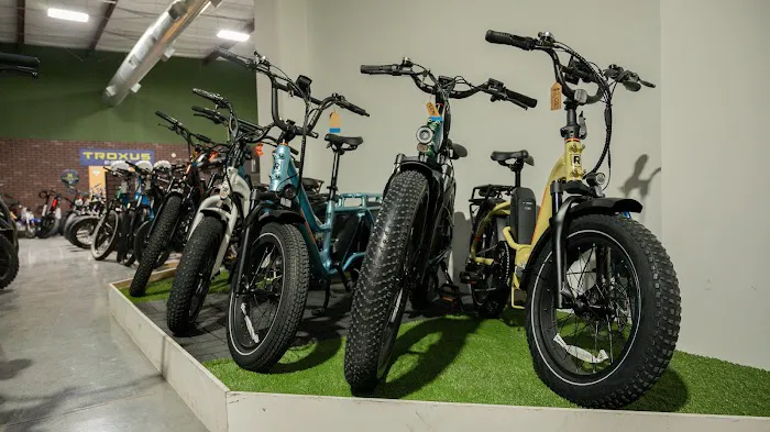 Power ON Electric Bikes Picture 7