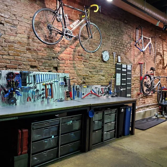 Peregrine Bicycle Studio Picture 2