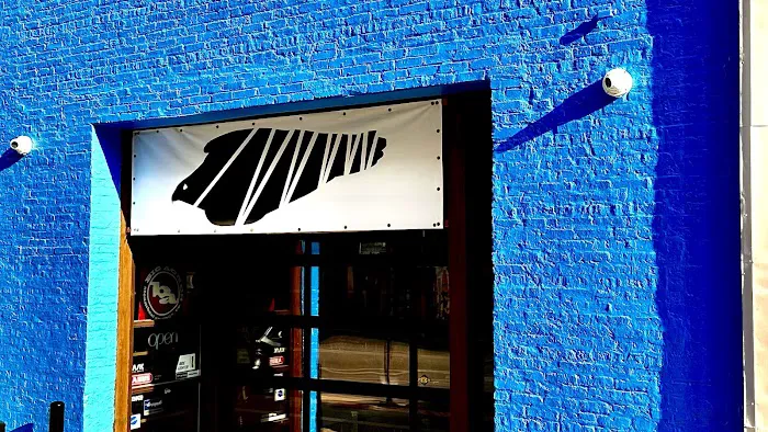 Peregrine Bicycle Studio Picture 1