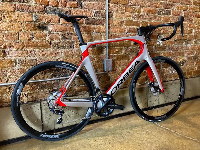 Peregrine Bicycle Studio Picture 5
