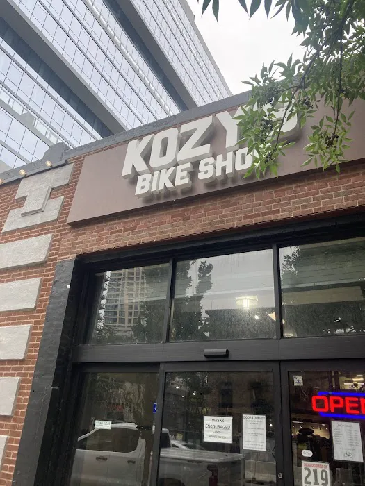 Kozy's Cyclery - River North Picture 6