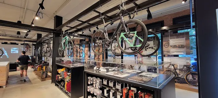 Specialized Chicago - Fulton Market Picture 4