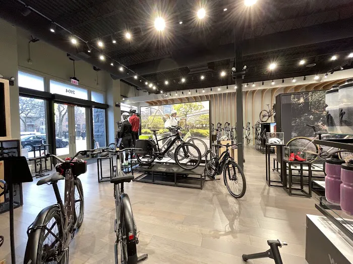 Specialized Chicago - Lincoln Park Picture 1