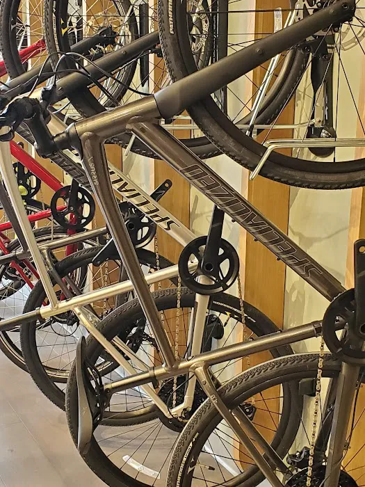 Specialized Chicago - Lincoln Park Picture 10