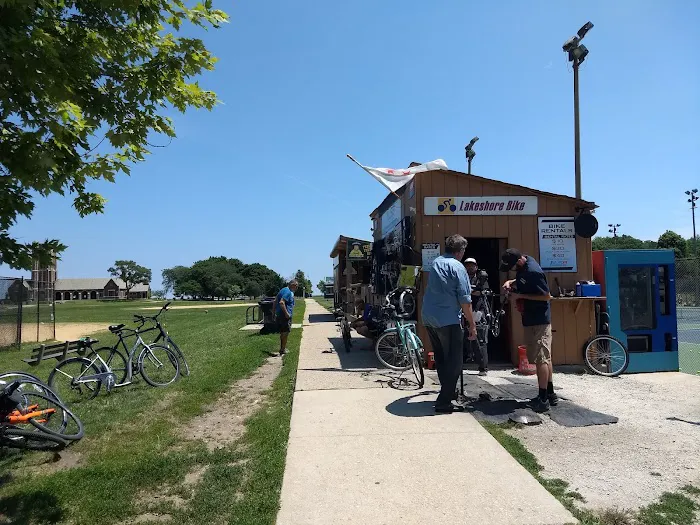 Lakeshore Bike Picture 8