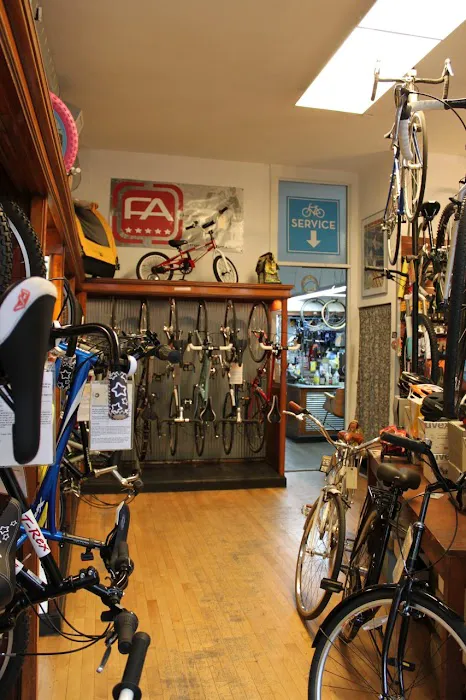 Roscoe Village Bikes Picture 5