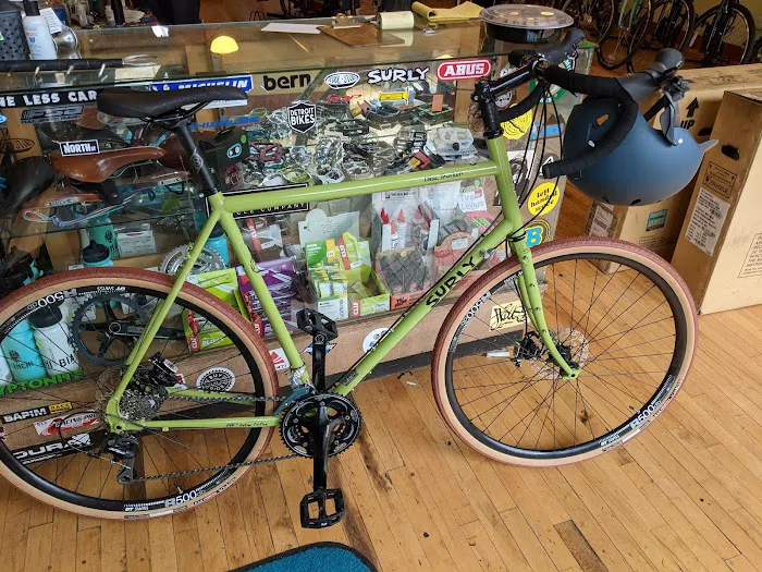 Boulevard Bikes Picture 10