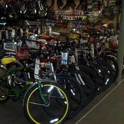 Dan's Bike Shop Picture 4