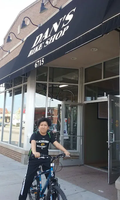 Dan's Bike Shop Picture 10