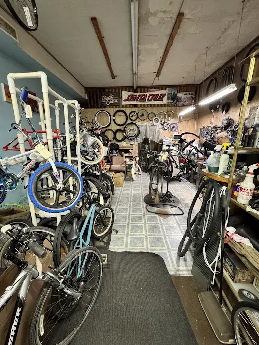 Grand Cycle Picture 6