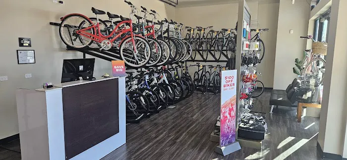 Still Ride Bike Shop Picture 2