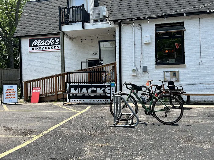Mack's Bike & Goods Picture 4