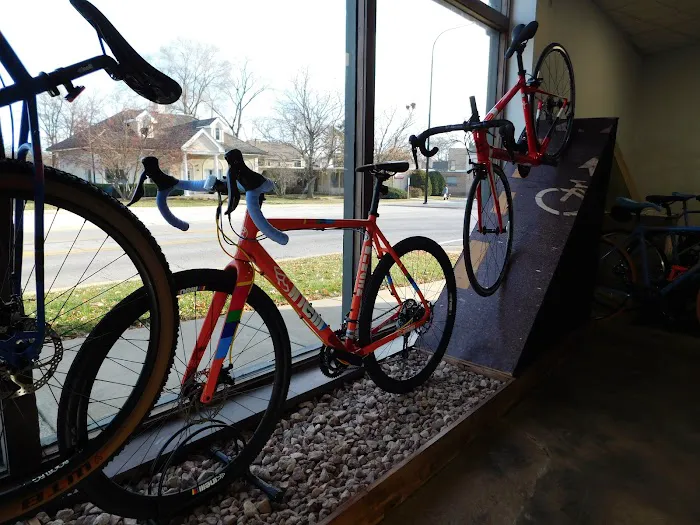 Recycled Cycling Bike Shop Picture 3