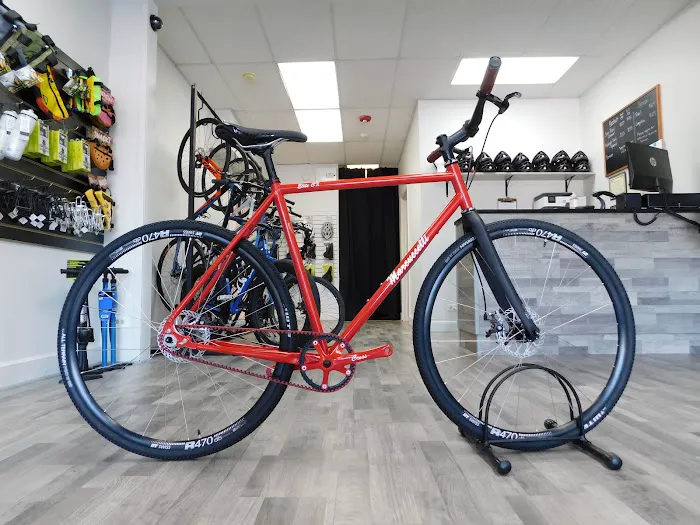Recycled Cycling Bike Shop Picture 8