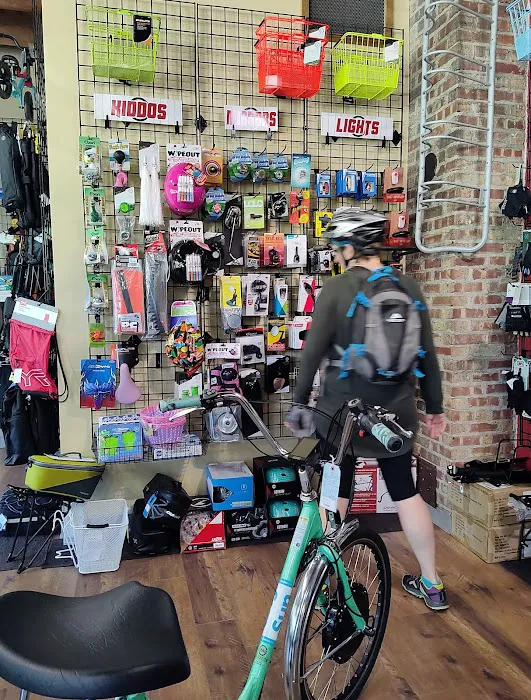 Trailblazers Bike Barn Picture 8