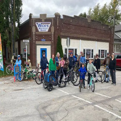Wick's Bicycle Shop Picture 3