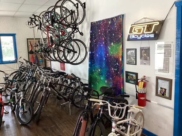 Wick's Bicycle Shop Picture 10