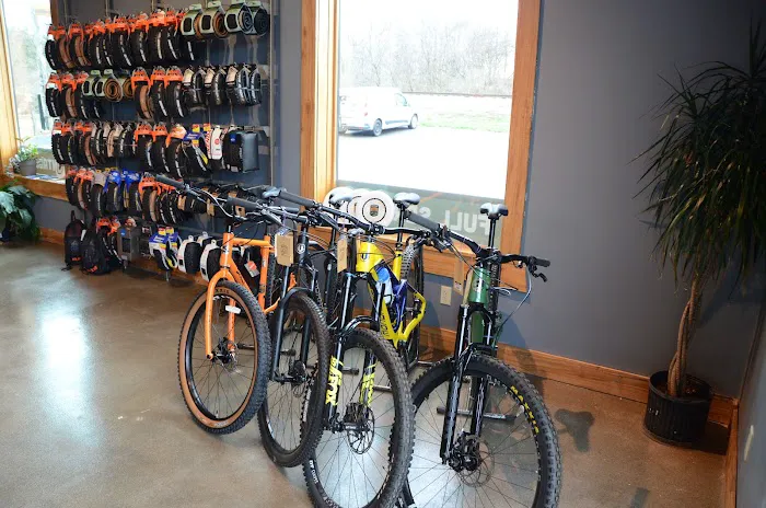 Trailyard Outpost Picture 8