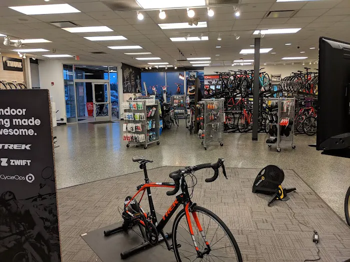 Trek Bicycle - Naperville Picture 4